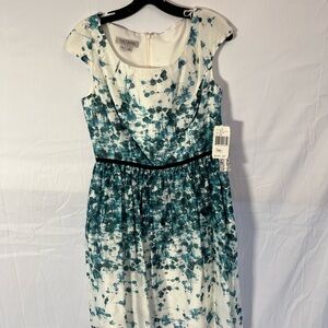 Kay Unger NWT Fit and Flare Dress Abstract Design